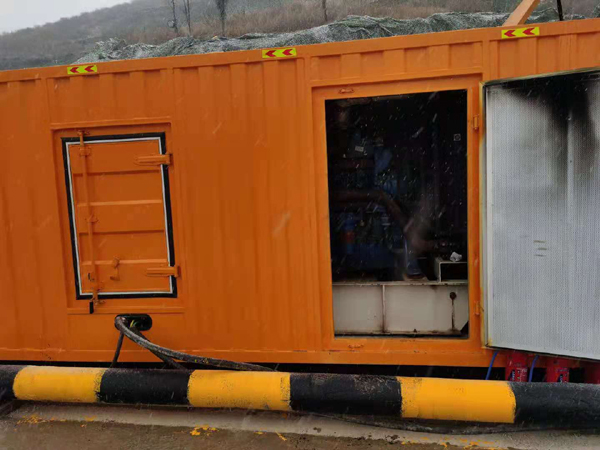东凤镇发电机出租 柴油发电机组电压低报警怎么办？